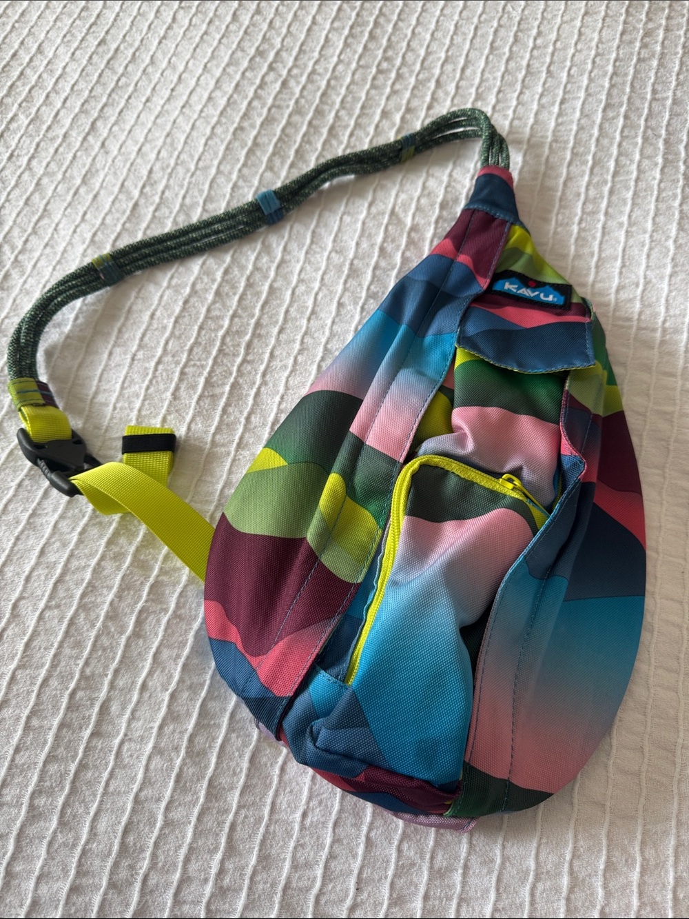 Kavu Colorblock Rope Sling in Blue, Pink & Green